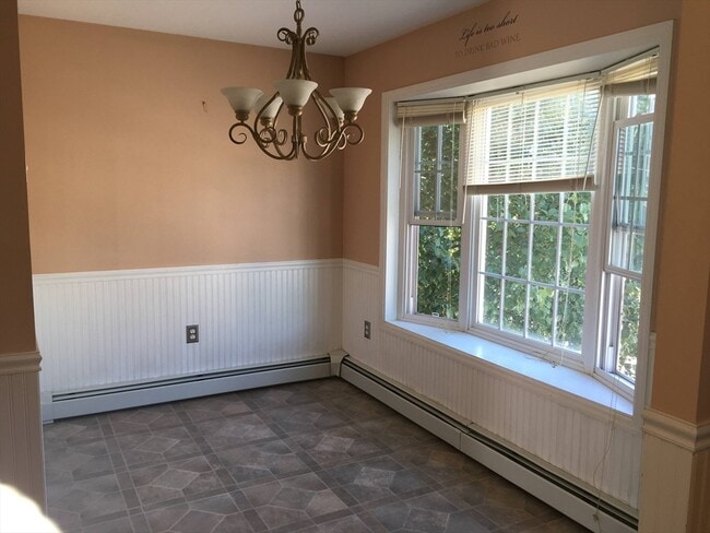 Building Photo - 37 Glen Ave