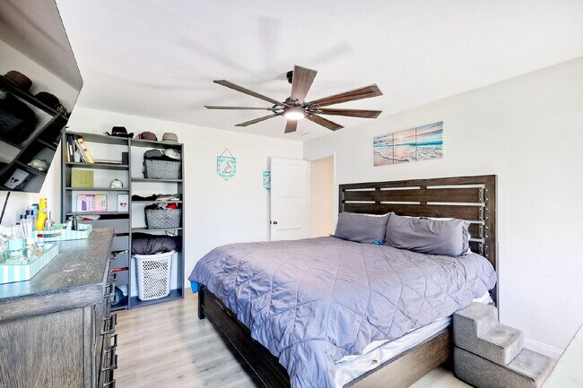 Building Photo - Beautifully Renovated La Mesa Home with 2-Car Detached Garage!
