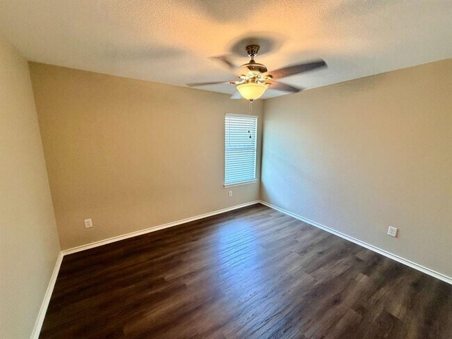 Building Photo - 3403 Wickham Ln