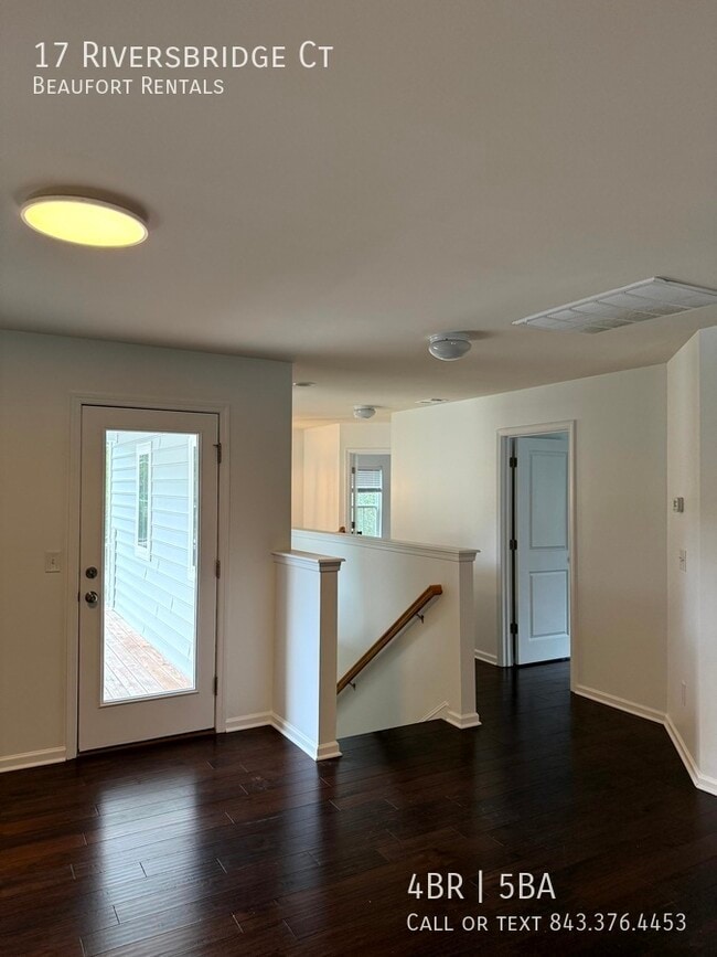 Building Photo - 17 Riversbridge Ct