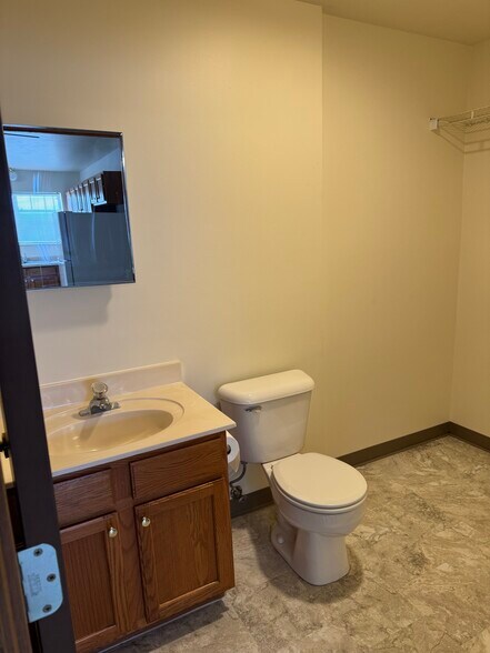 Building Photo - 3116 Wilson Ave