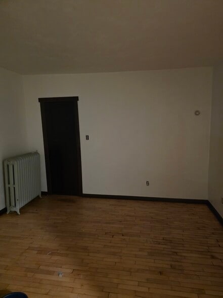 Building Photo - 270 Kaukauna St