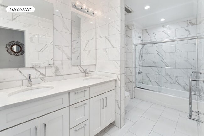 Building Photo - 31 Walker St