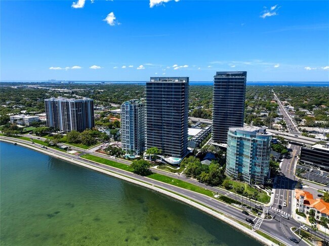 Building Photo - 3101 Bayshore Blvd