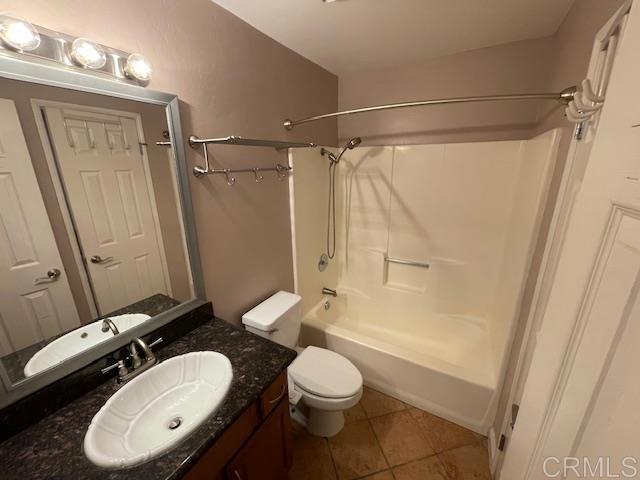 Building Photo - 3796 San Ramon Dr
