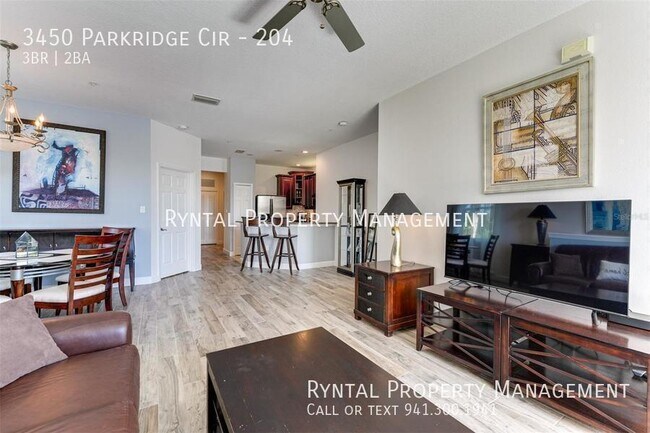 Building Photo - 3450 Parkridge Cir