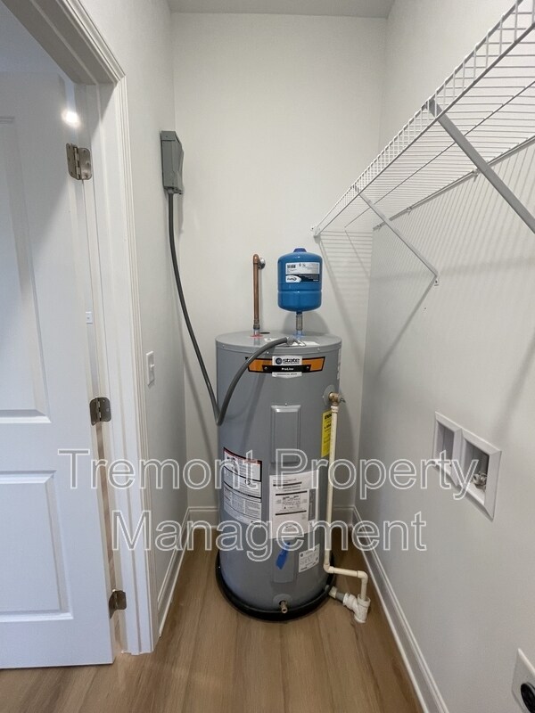 Building Photo - 2719 Orton St