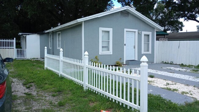 Primary Photo - 8622 N 39th St