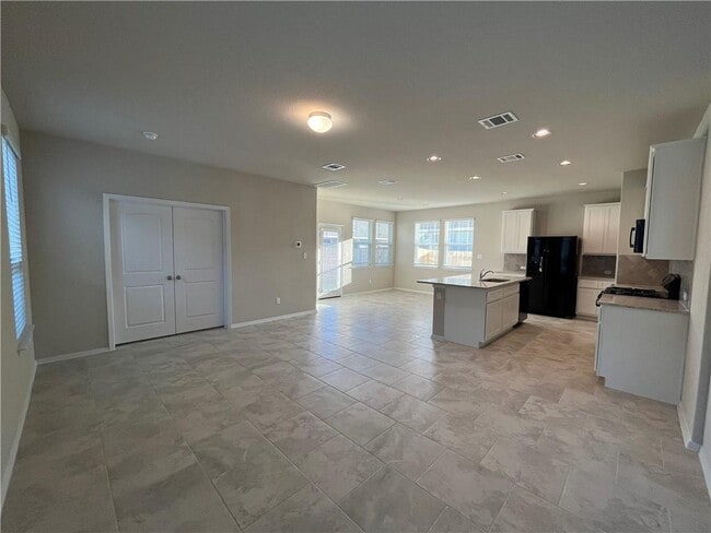 Building Photo - 128 Bright Flora Ln