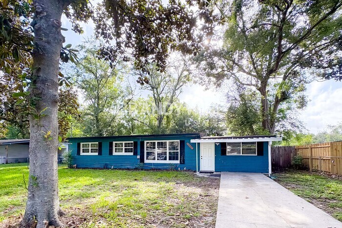 Primary Photo - 2145 Bourget Dr