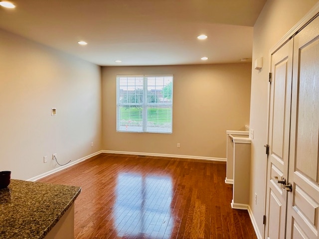 Building Photo - 863 Barclay Cir