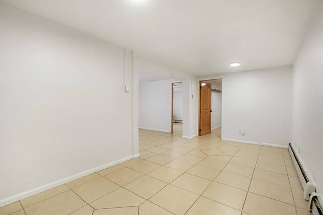 Building Photo - Denver - Charming 2 Bedroom / 1 Bath Apart...
