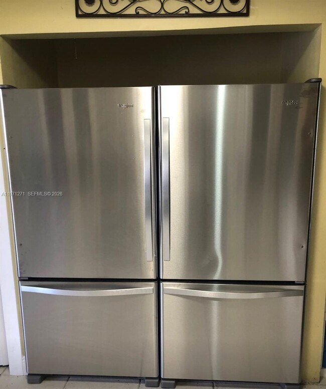 Building Photo - 9917 SW 221st Terrace