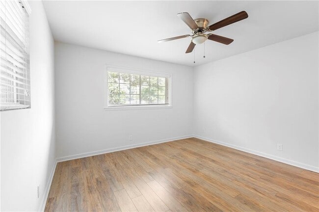 Building Photo - 2071 Nettie Ct