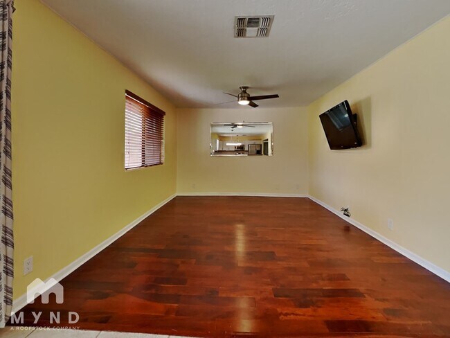 Building Photo - 17323 E Rosita Dr