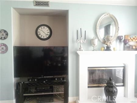 Building Photo - 40167 Albany Ct