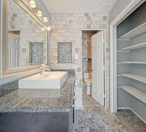 Bathroom - 3610 Vineyard Dr