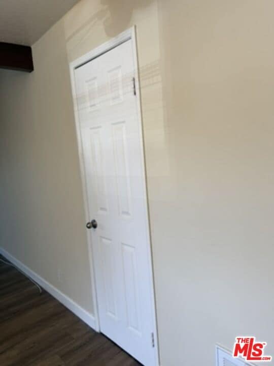 Building Photo - 7504 Sepulveda Blvd