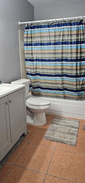 Building Photo - 3004 Parkway Blvd