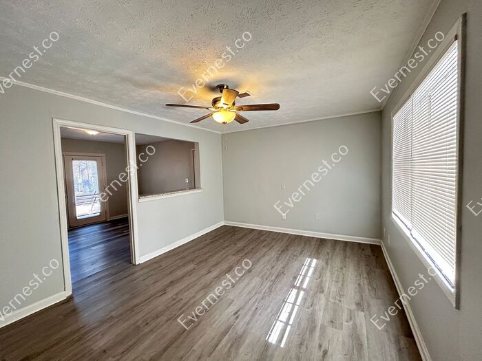 Building Photo - 239 Bellwood Ln