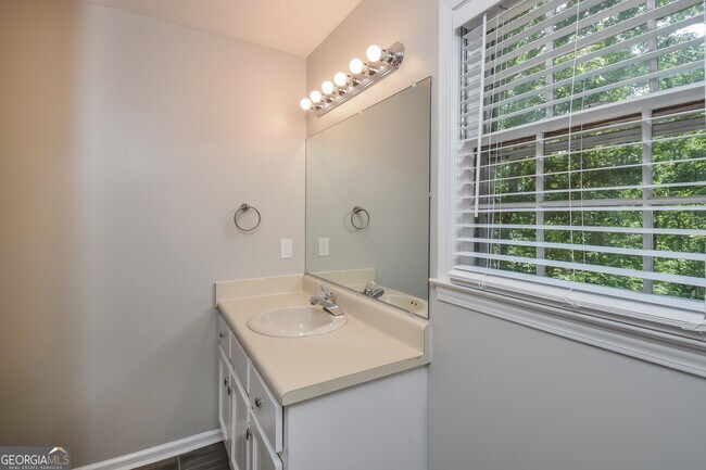 Building Photo - 39 Timber Trail SW