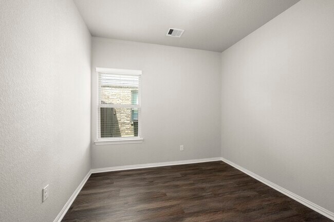 Building Photo - 7446 French Quarter Ct
