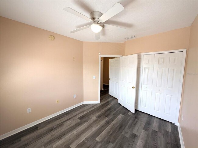 Building Photo - 9533 Newdale Way