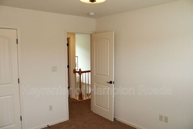 Building Photo - 3901 Grand Isle Dr