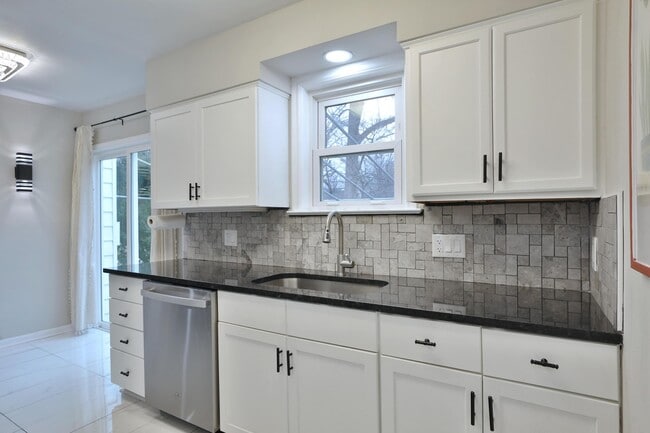 Building Photo - 124 N Gould Rd