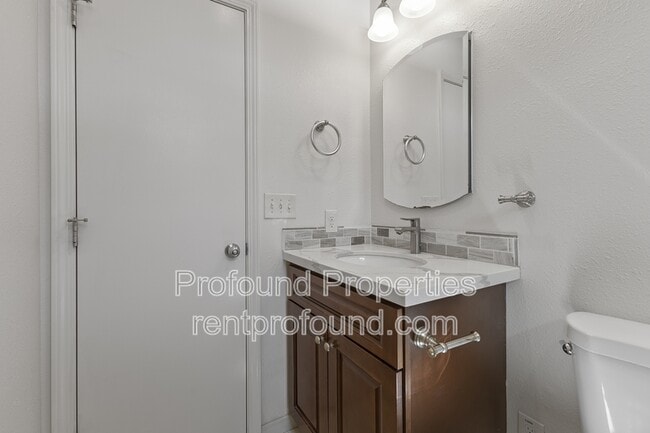 Building Photo - 20815 SW Alexander St