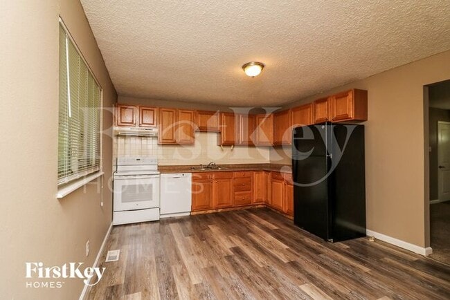 Building Photo - 2287 Bensonhurst Dr