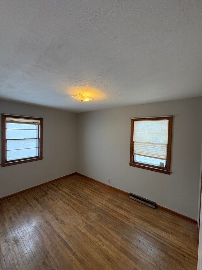 Building Photo - 1502 Edina Ave