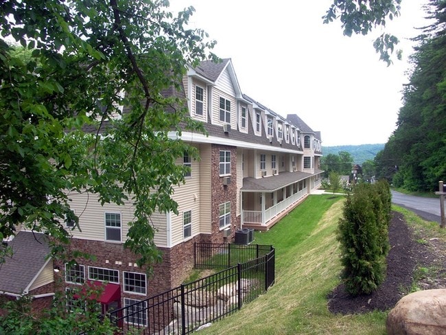 Building Photo - Horizons At Wurtsboro