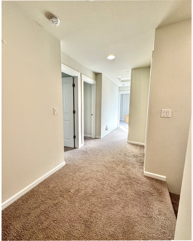 Building Photo - 5013 52nd Ave Ct W