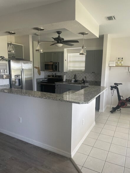 Building Photo - 3907 San Rocco Dr