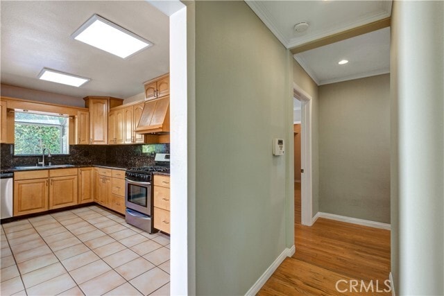 Building Photo - 3331 Paraiso Way