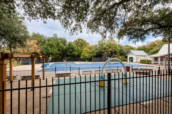 Building Photo - 14202 Sussman Ct