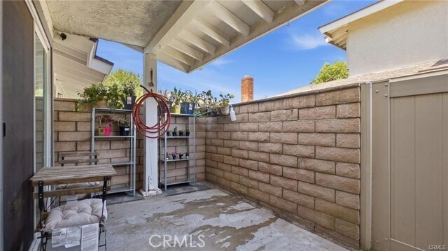 Building Photo - 8155 Woodland Dr