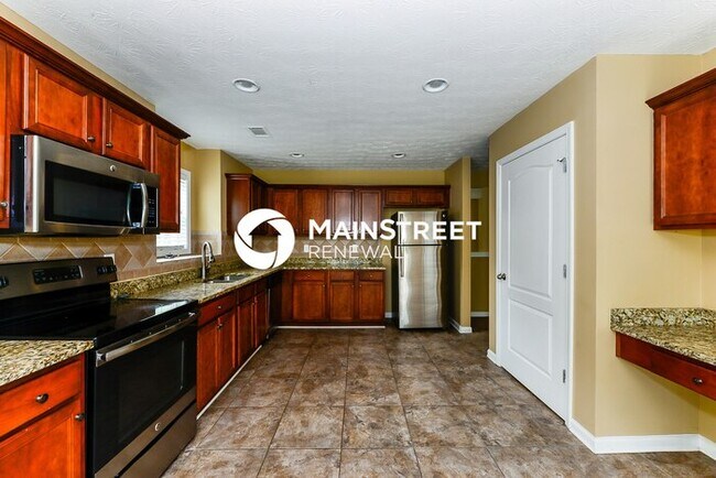 Building Photo - 3 Bedroom Pet-Friendly Home in Covington, GA with Main Street Renewal