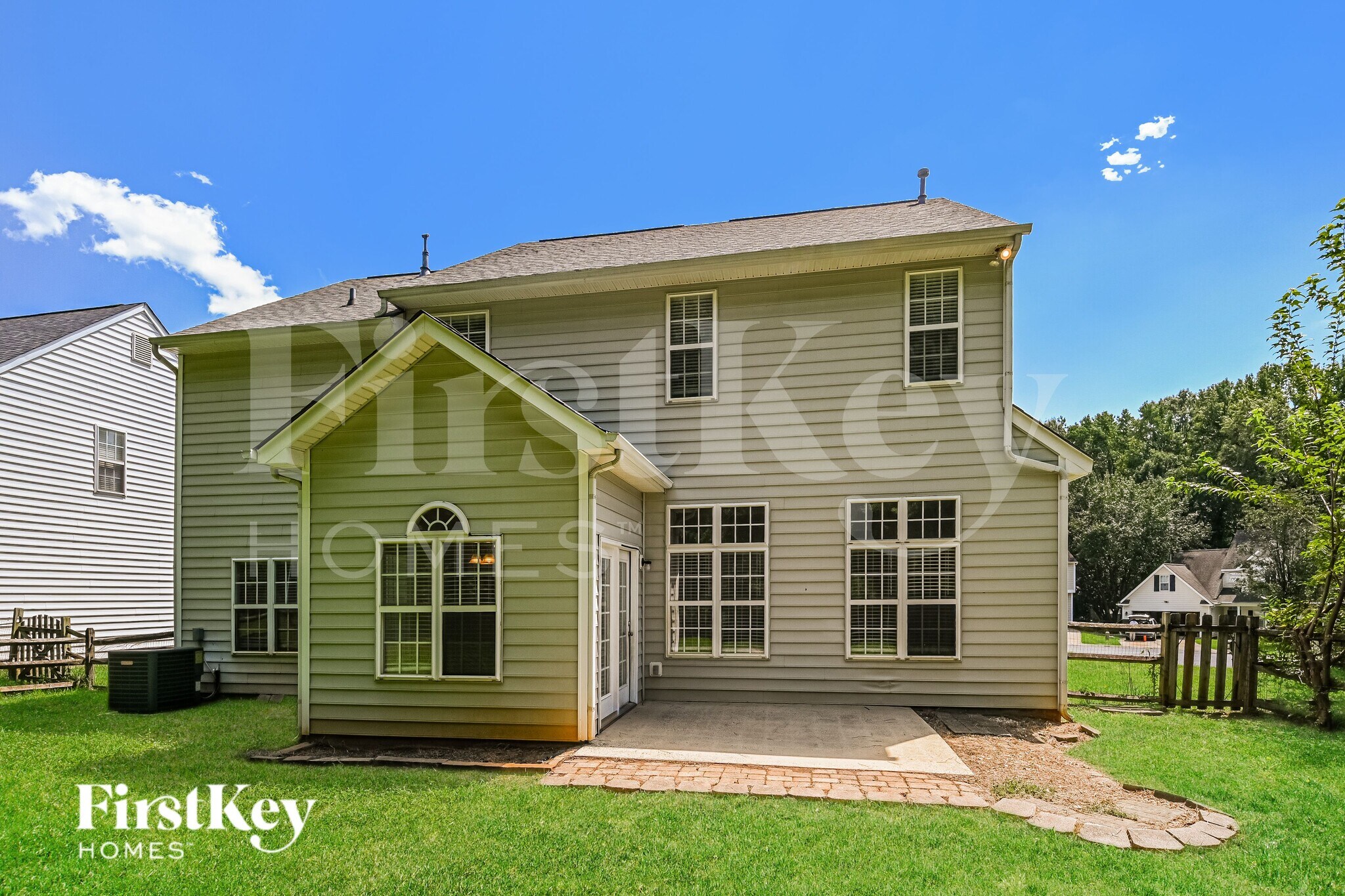 Building Photo - 6015 Forest Pond Dr