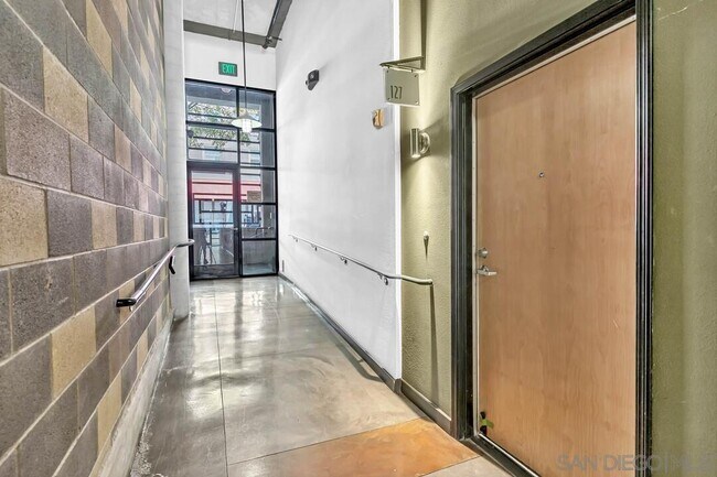 Building Photo - 777 Sixth Ave