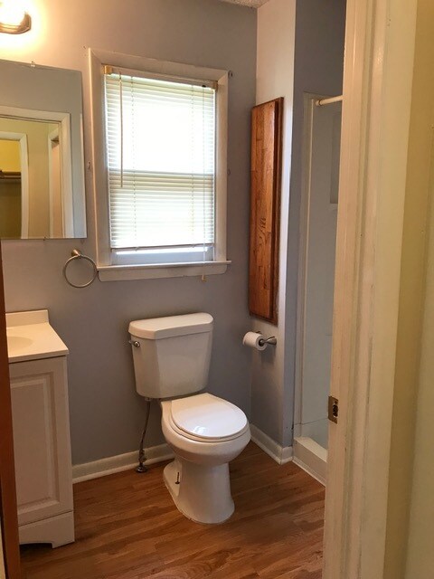 Primary bath - 9044 Rhode Island Ave