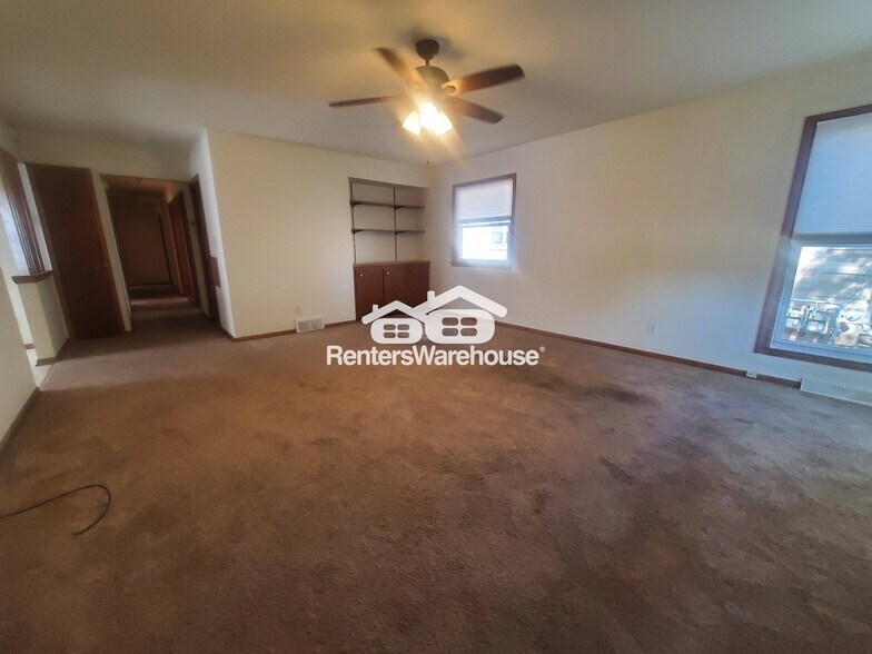 Building Photo - 3769 S 75th St