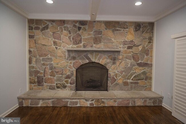 Building Photo - 5482 Royal Mile Blvd