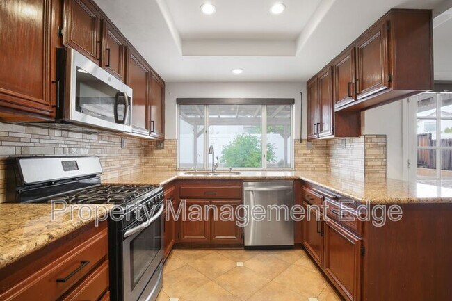 Building Photo - 30352 Sierra Madre Dr