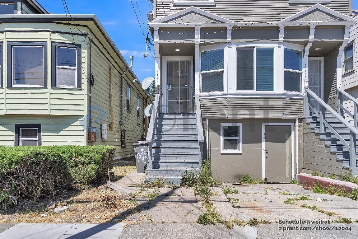 Building Photo - 3321 Adeline St