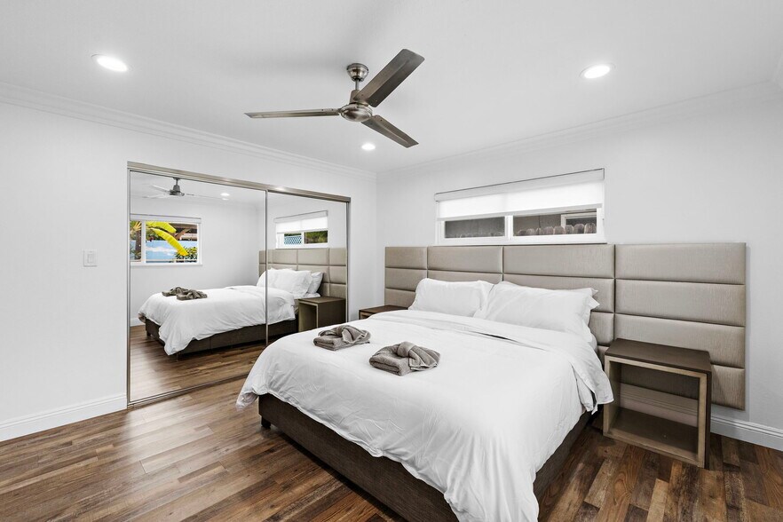 Building Photo - 1581 Baker St