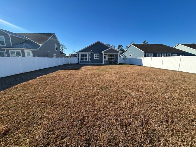 Building Photo - 585 Oyster Dr