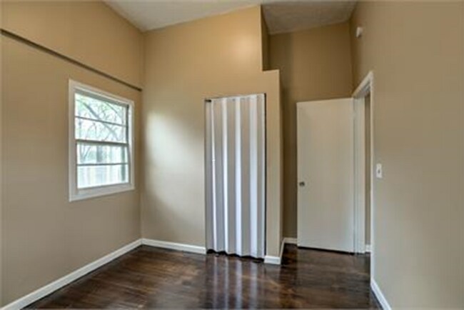 Building Photo - 6310 N 47th St
