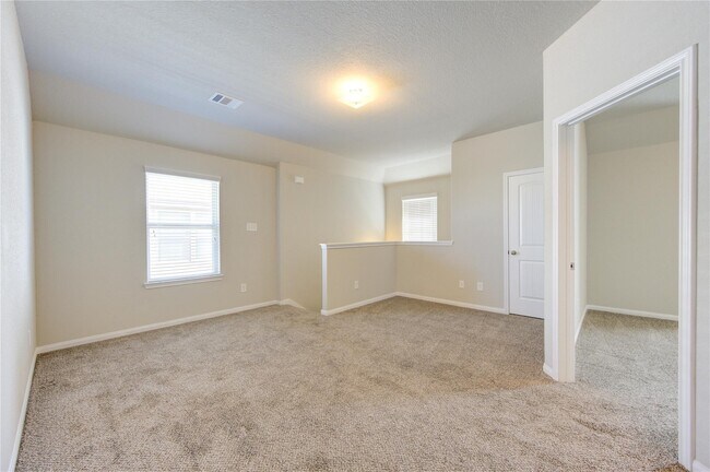 Building Photo - 3566 Paganini Pl